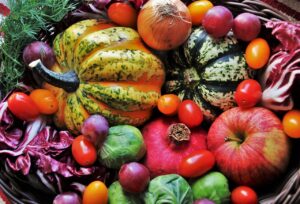 Obtain the benefits of vitamin C from fresh fruits and vegetables